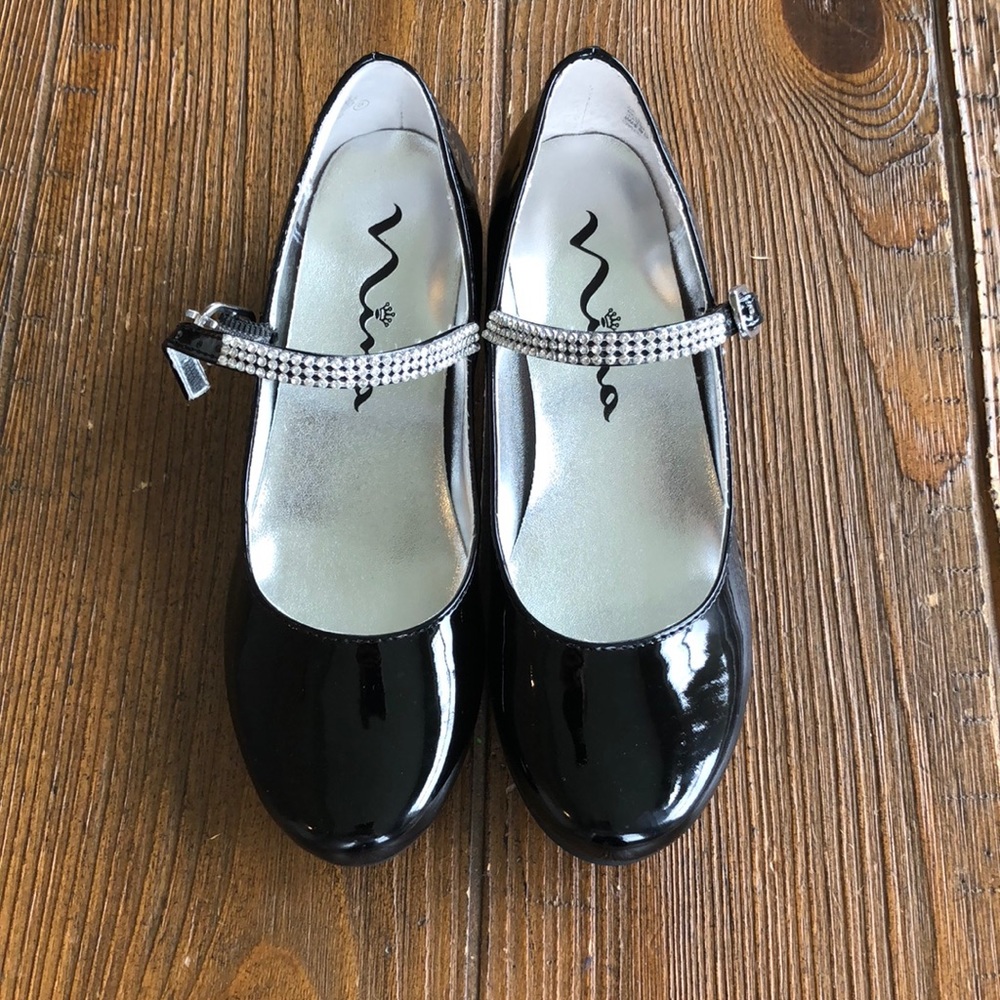 Nina black with rhinestone dress shoes size 13.5